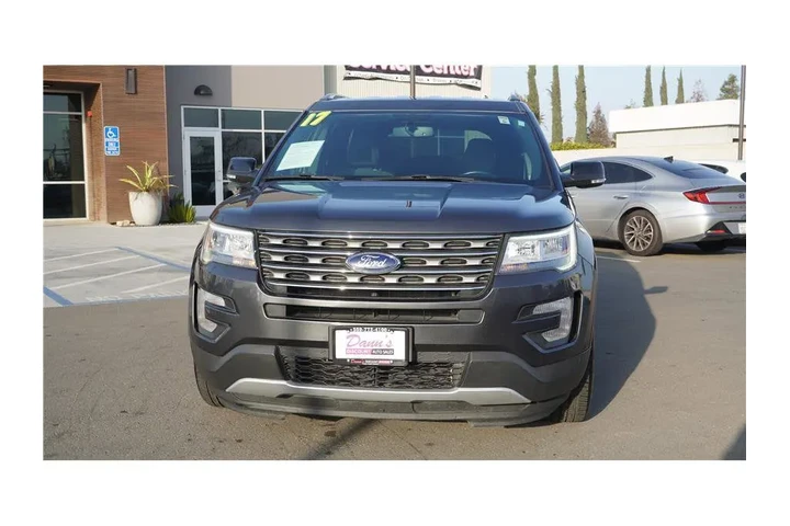 $19984 : 2017 Explorer XLT image 3