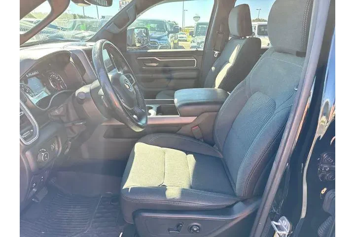 $31695 : Ram 1500 2020 4x4 Big Horn 4 image 10