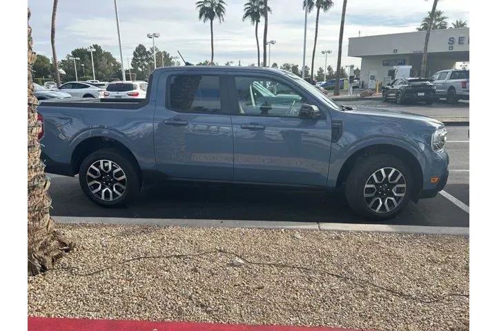 $30455 : Ford Maverick 2024 Lariat 4d image 3
