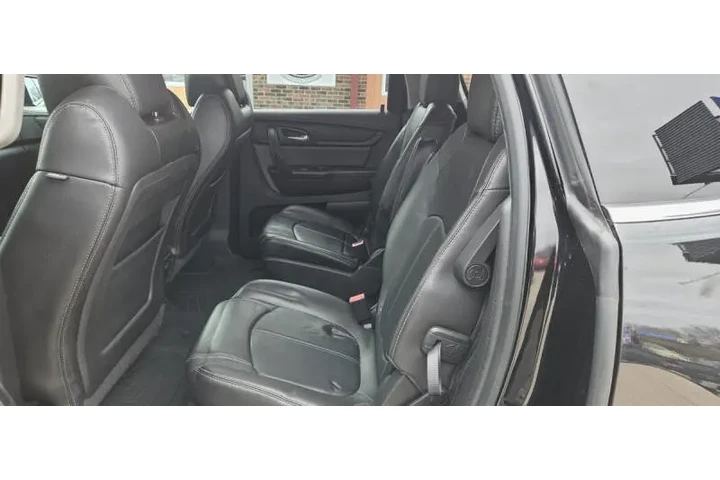 $9990 : 2016 Traverse LT image 8