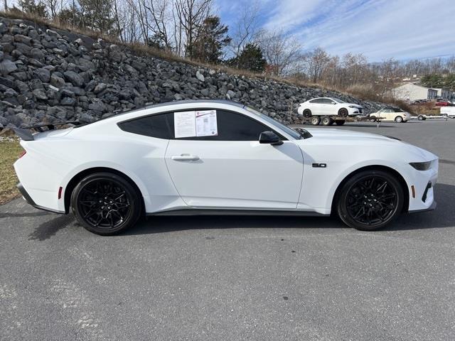 $51500 : PRE-OWNED 2024 FORD MUSTANG GT image 4