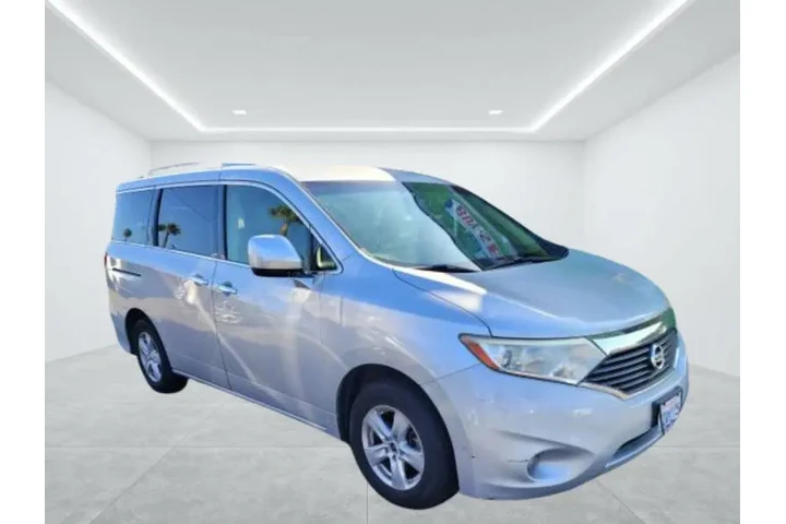 $7800 : 2014 Quest 3.5 SV image 3