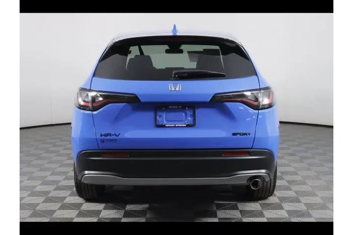 $30375 : Honda HR-V 2026 AWD Sport 4d image 6