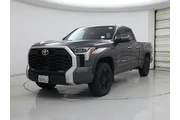 $39998 : Toyota Tundra 2022 4x4 Limit thumbnail