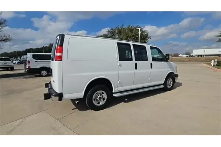 $27987 : GMC Savana 2023 2500 3dr Car image 8