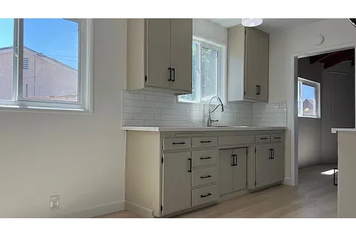 $1475 : Pico Rivera Available!!! image 6