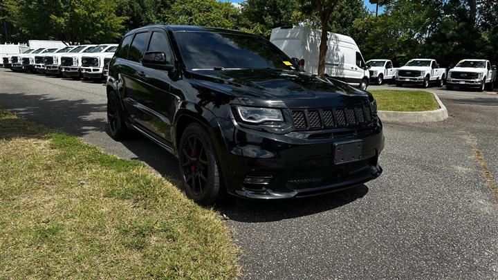 $40700 : PRE-OWNED 2017 JEEP GRAND CHE image 6