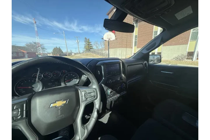 $14999 : 2020 Silverado 1500 LT image 9