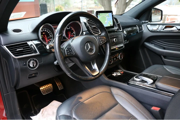 $10000 : 2019 Mercedes-AMG GLE 43 Coupe image 3