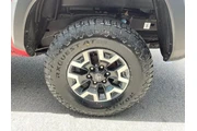 $38995 : Toyota Tacoma 2023 4x4 TRD P thumbnail