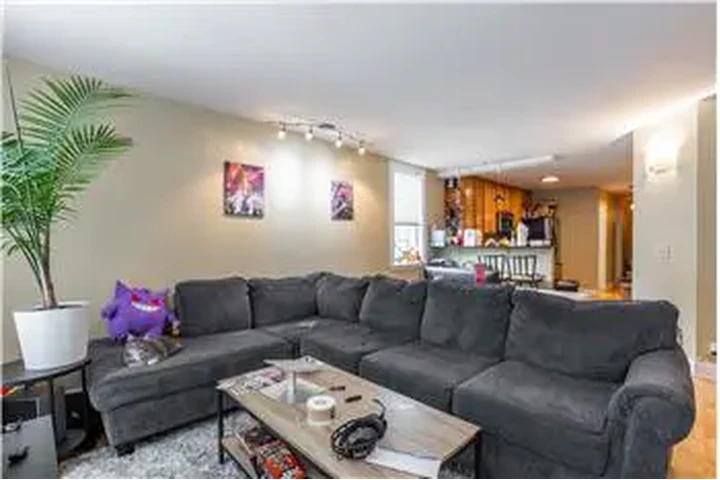 $3600 : Rental property with 4 bedro image 1
