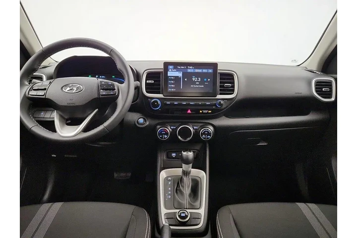 $21998 : Hyundai VENUE 2024 SEL 4dr C image 9