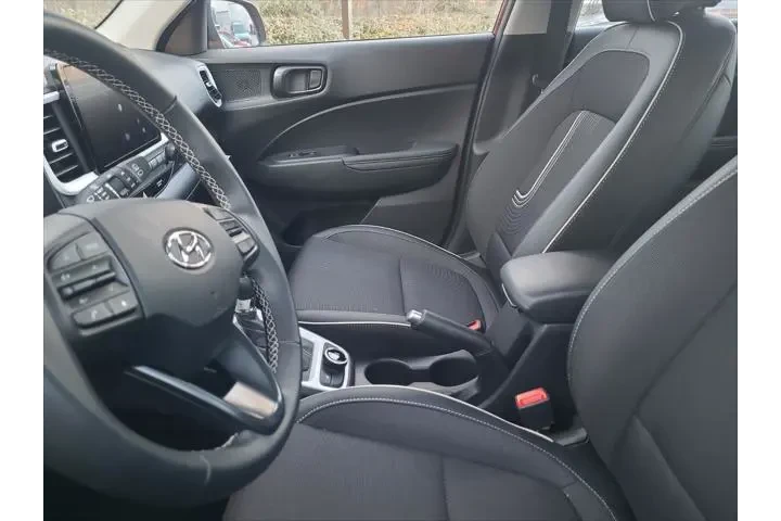 $20500 : Hyundai VENUE 2025 Limited 4 image 8