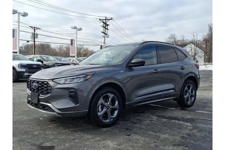 $25522 : Ford Escape 2023 AWD ST-Line image 3