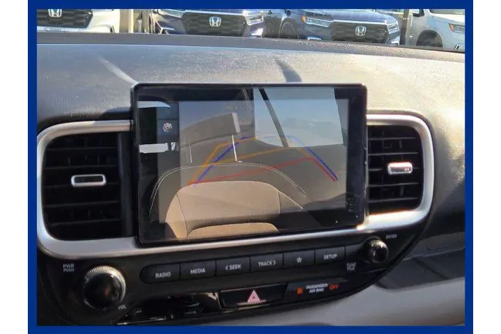 $24638 : Hyundai VENUE 2024 SEL 4dr C image 5
