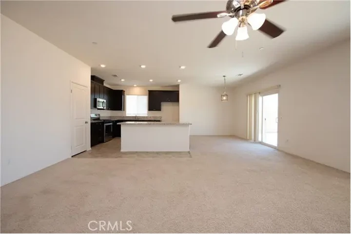 $3200 : Casa en alquiler en South Gate image 6
