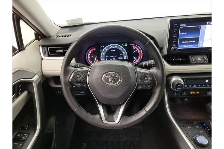 $28998 : Toyota RAV4 2019 AWD Limited image 10