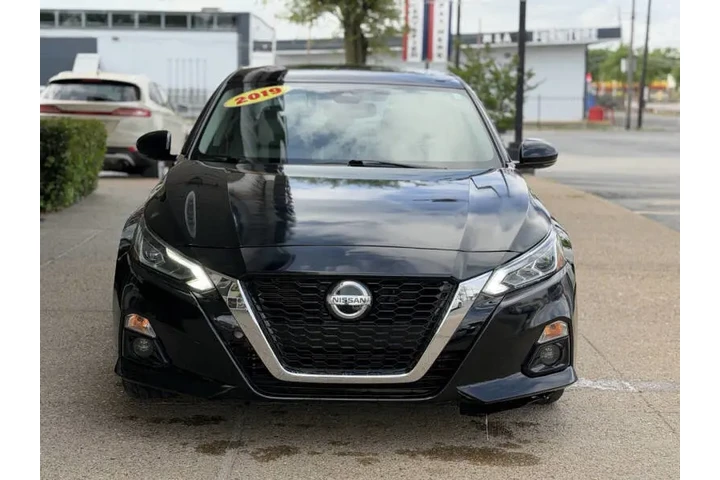 $16999 : 2019 Altima 2.5 SL image 5