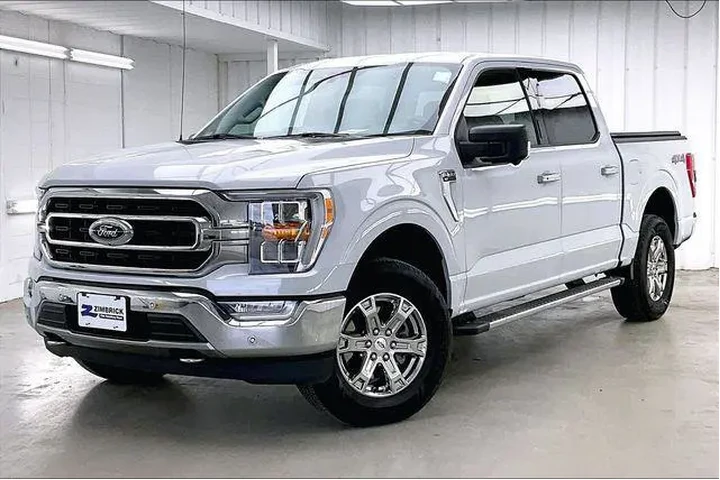 $32990 : Ford F-150 2021 4x4 XLT 4dr image 2