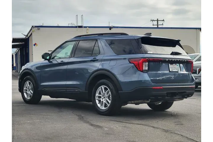 $38988 : Ford Explorer 2026 Active 4d image 2
