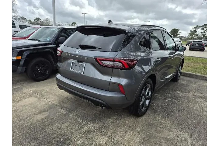 $21591 : Ford Escape 2024 ST-Line 4dr image 4