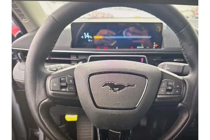 $31995 : Ford Mustang Mach-E 2025 Sel image 10