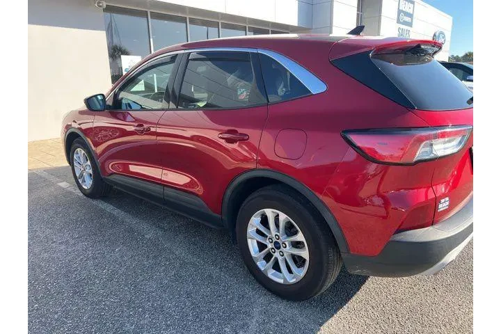 $19151 : Ford Escape 2021 SE 4dr SUV image 5