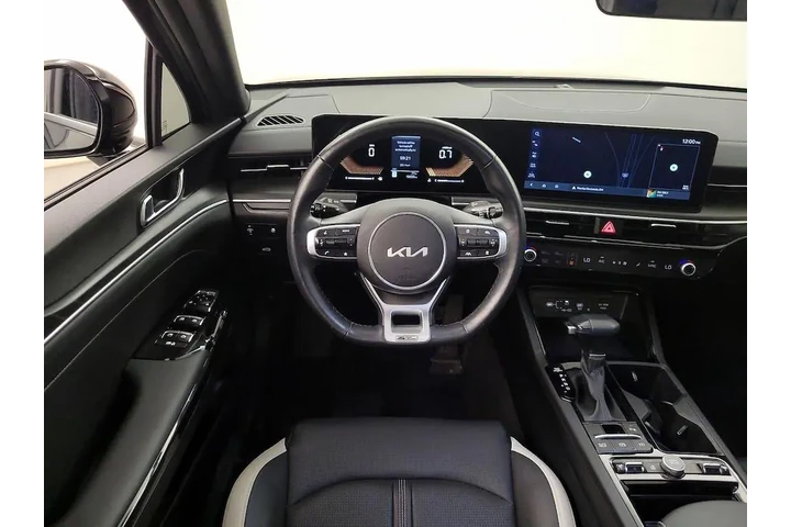 $30998 : Kia K5 2025 GT-Line 4dr Seda image 10