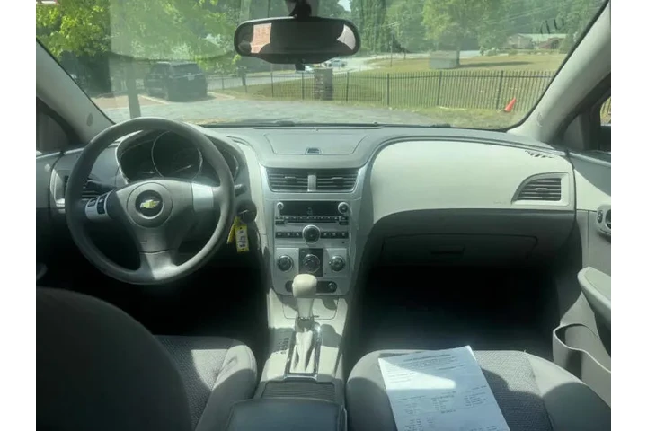 $3700 : 2012 Malibu LS image 9