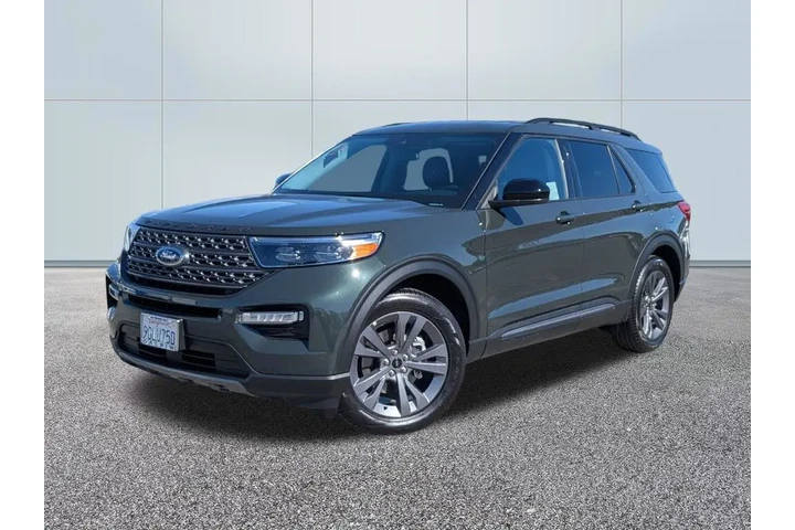 $30875 : Ford Explorer 2023 XLT 4dr S image 1