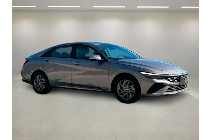 $18989 : Hyundai ELANTRA 2024 SEL 4dr image 9