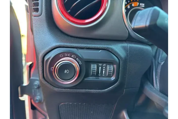 $24558 : Jeep Wrangler Unlimited 2020 image 10