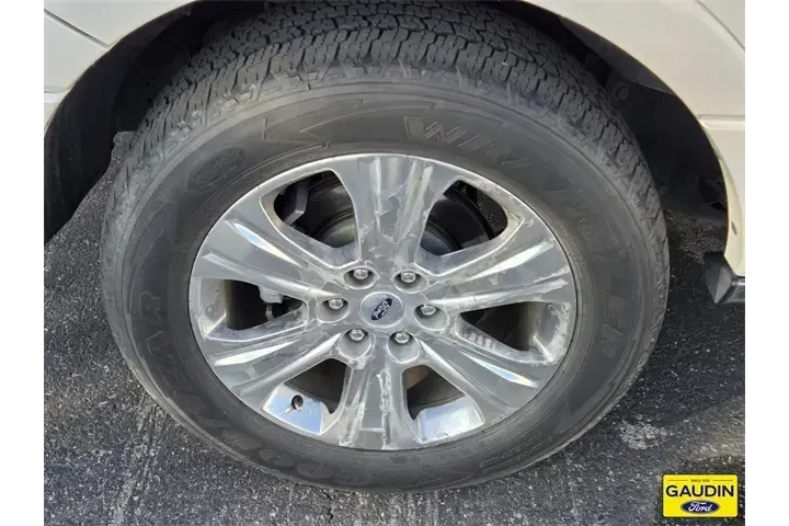 $18888 : Ford Expedition EL 2016 4x4 image 4