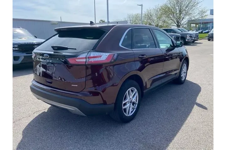 $27556 : Ford Edge 2023 AWD SEL 4dr C image 3