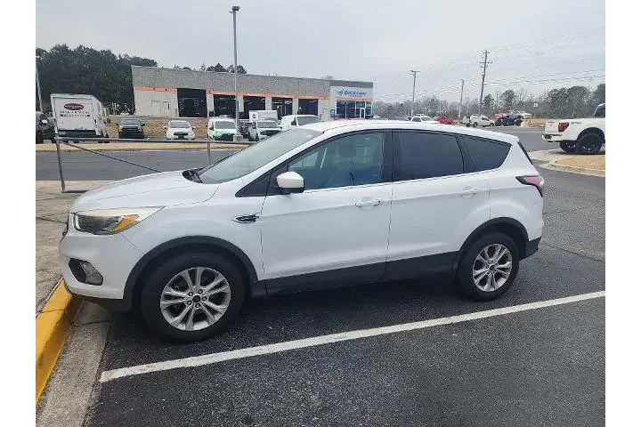 $5999 : Ford Escape 2017 SE 4dr SUV image 1