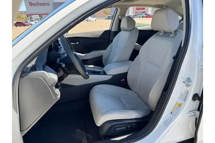 $27995 : Honda Accord 2025 SE 4dr Sed image 4