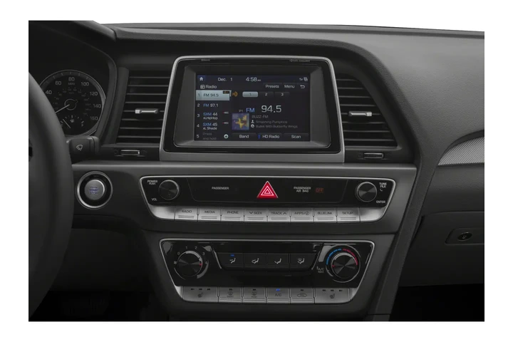 $17284 : 2019 Sonata SEL image 7