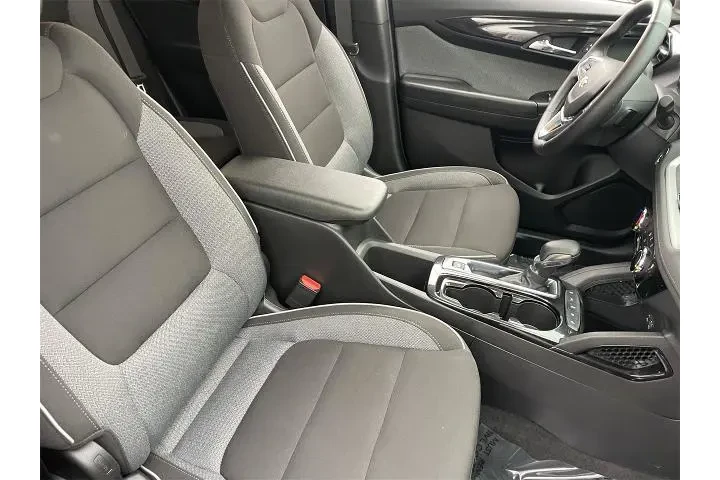 $20545 : Chevrolet Trailblazer 2024 L image 10