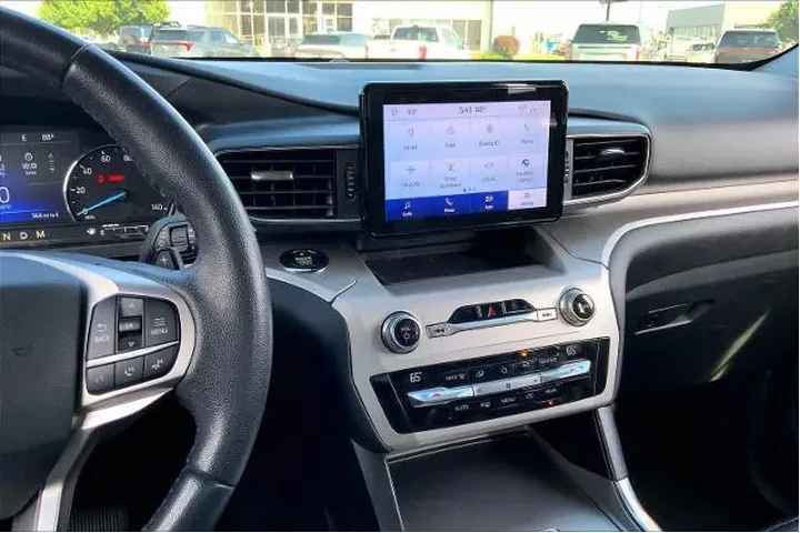 $14984 : Ford Explorer 2020 XLT 4dr S image 7