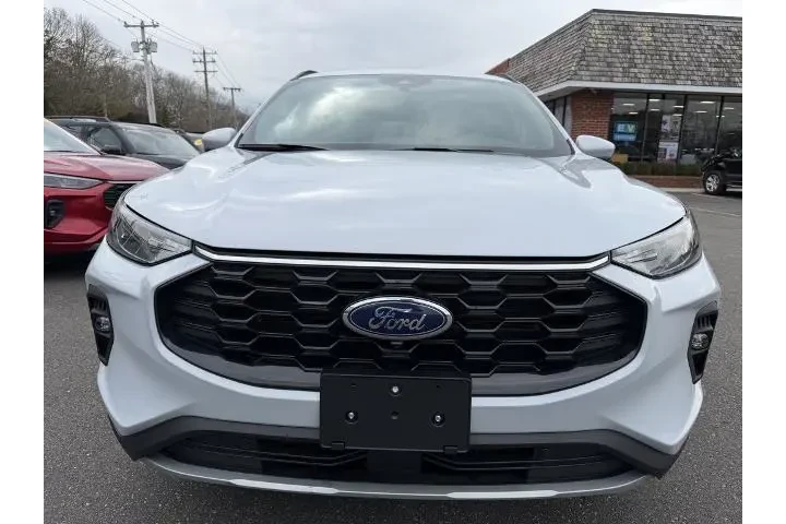 $28700 : Ford Escape 2025 AWD ST-Line image 4