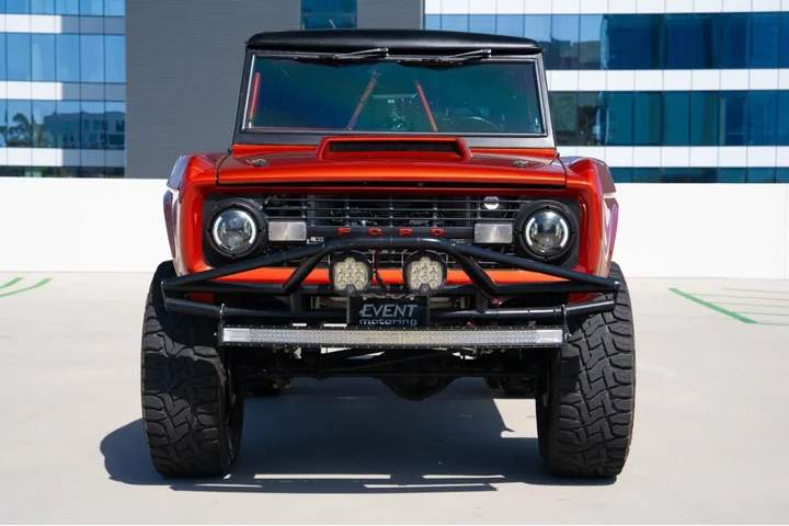 $110000 : 1971 Bronco 4WD image 3