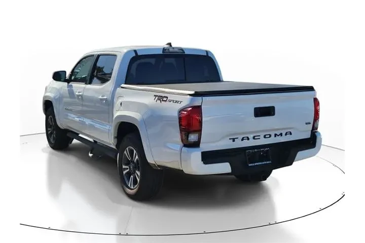 $24291 : Toyota Tacoma 2018 4x2 TRD O image 3