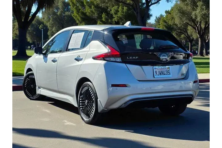 $18500 : Nissan LEAF 2023 SV PLUS 4dr image 7