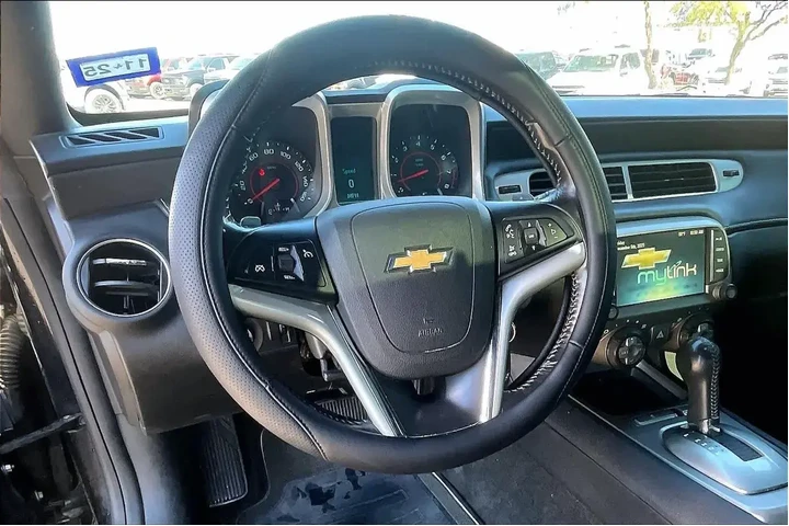 $12699 : Chevrolet Camaro 2014 LT 2dr image 5