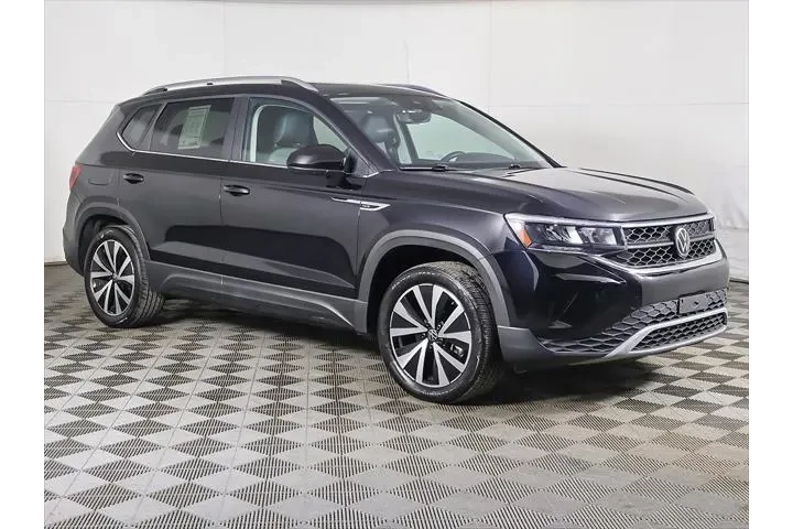 $20593 : Volkswagen Taos 2023 AWD SE image 2