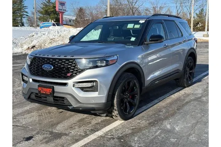 $39995 : Ford Explorer 2022 AWD ST 4d image 9