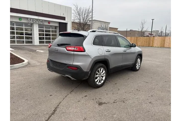 $12987 : Jeep Cherokee 2017 4x4 Limit image 3