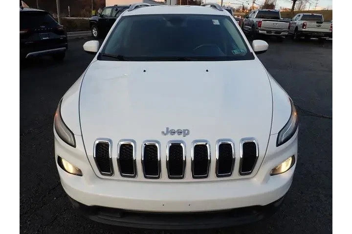 $9688 : Jeep Cherokee 2016 4x4 Latit image 8