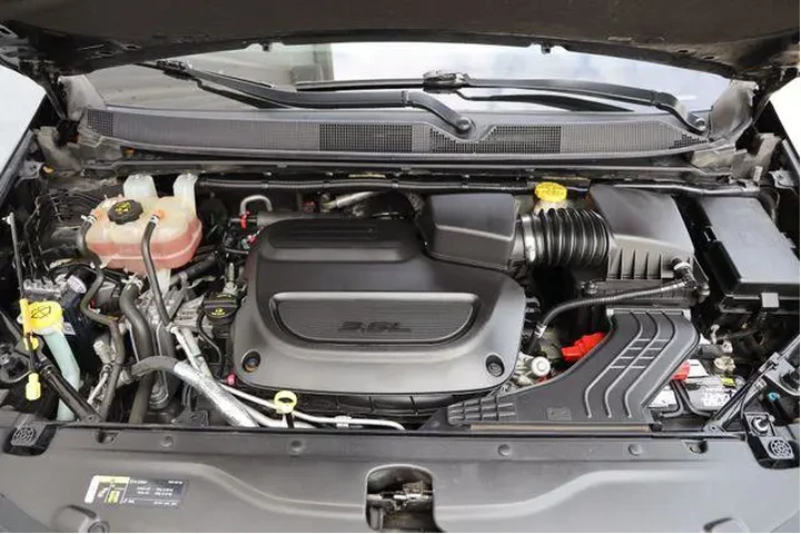 $16545 : Chrysler Pacifica 2019 Touri image 10