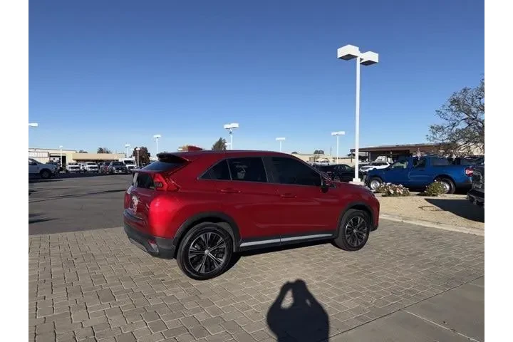 $14865 : Mitsubishi Eclipse Cross 201 image 2